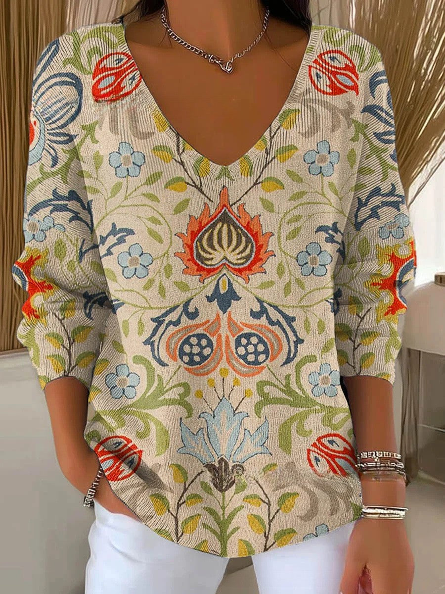 Béatrice – Colorful Sweater with V-Neck
