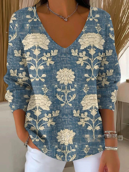 Béatrice – Colorful Sweater with V-Neck