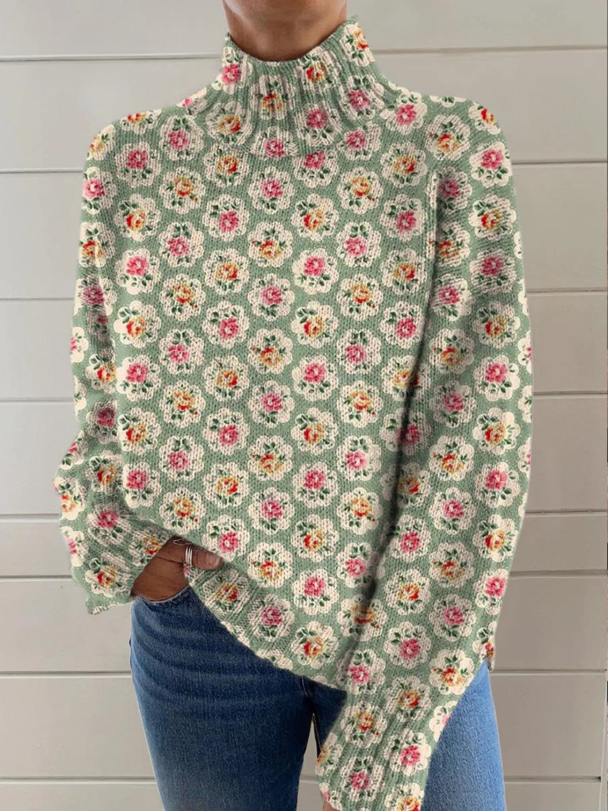 Maja™ – Elegant Women's Turtleneck with Charming Floral Graphics