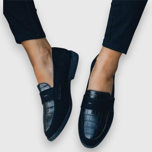 Sara | Moccasin
