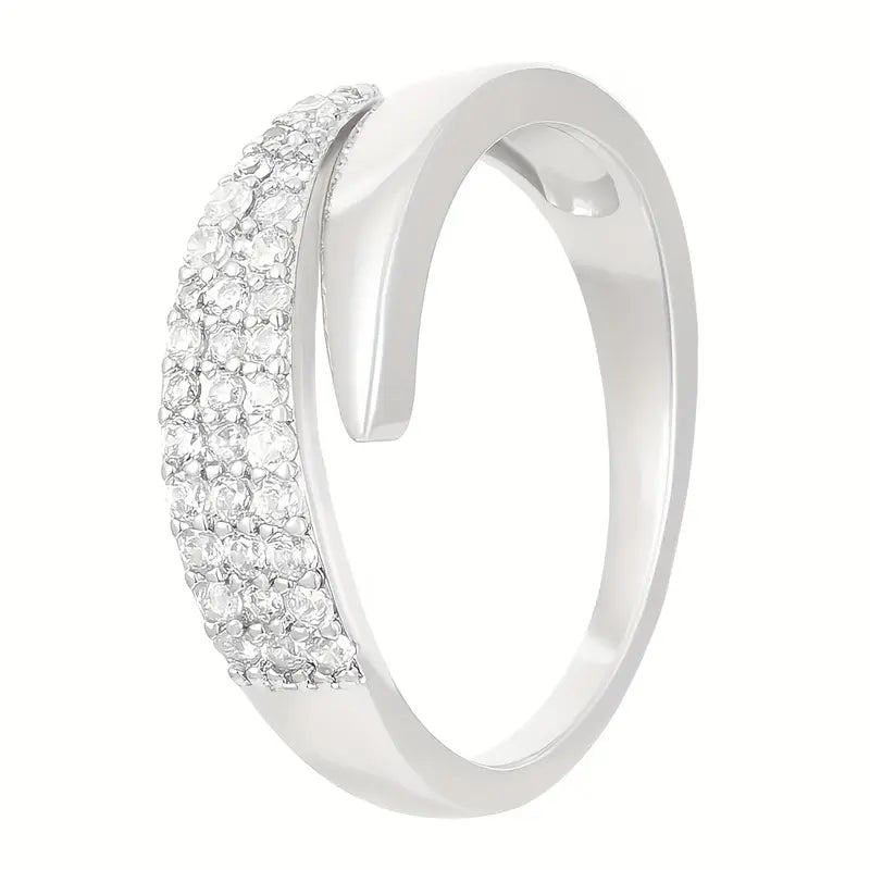 Elegant Gold Ring with Sparkling Stones (Buy 1 Get 1 Free)