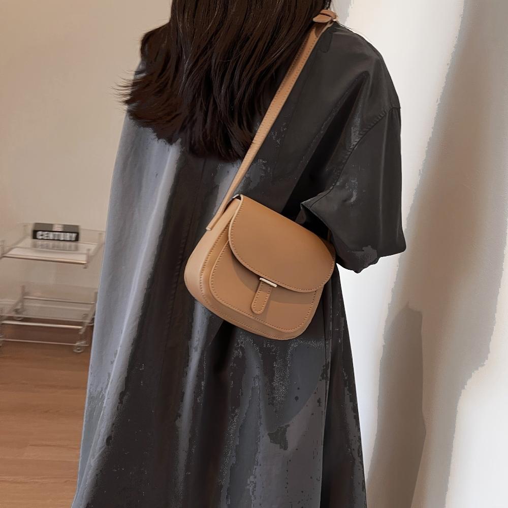 Sophie | Vintage Style Saddle Bag